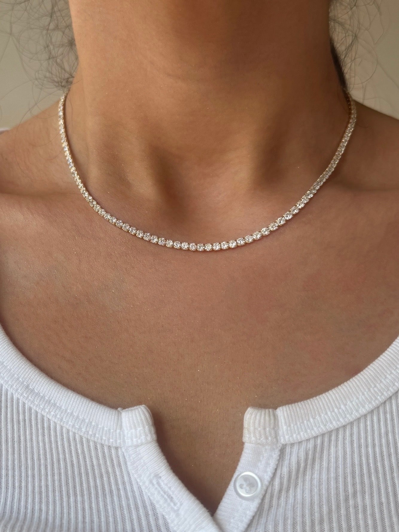 Tenisový náhrdelník