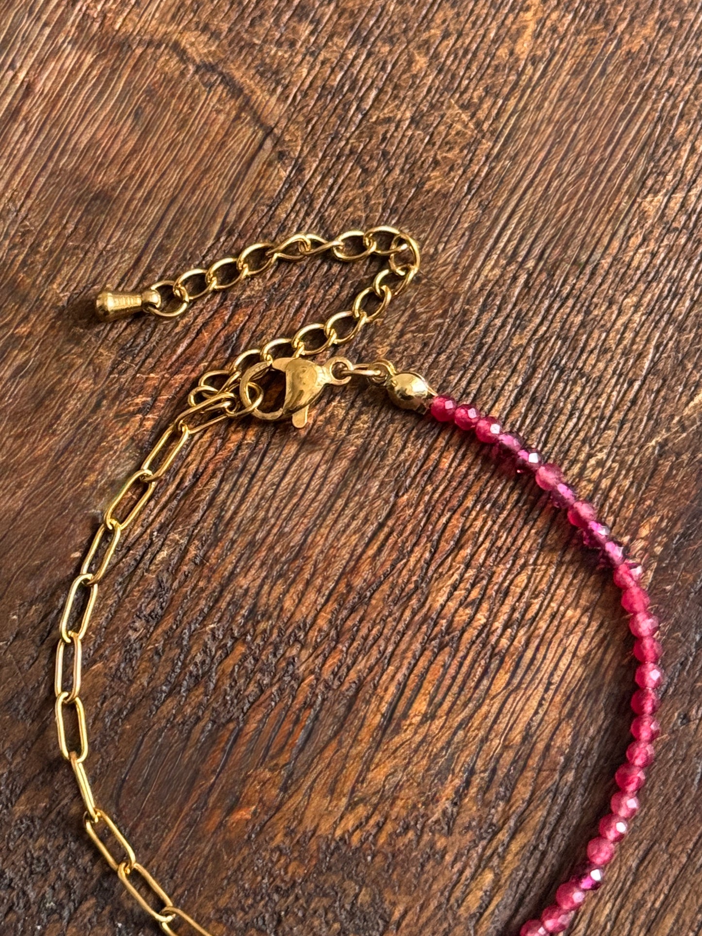 Náramok Ruby